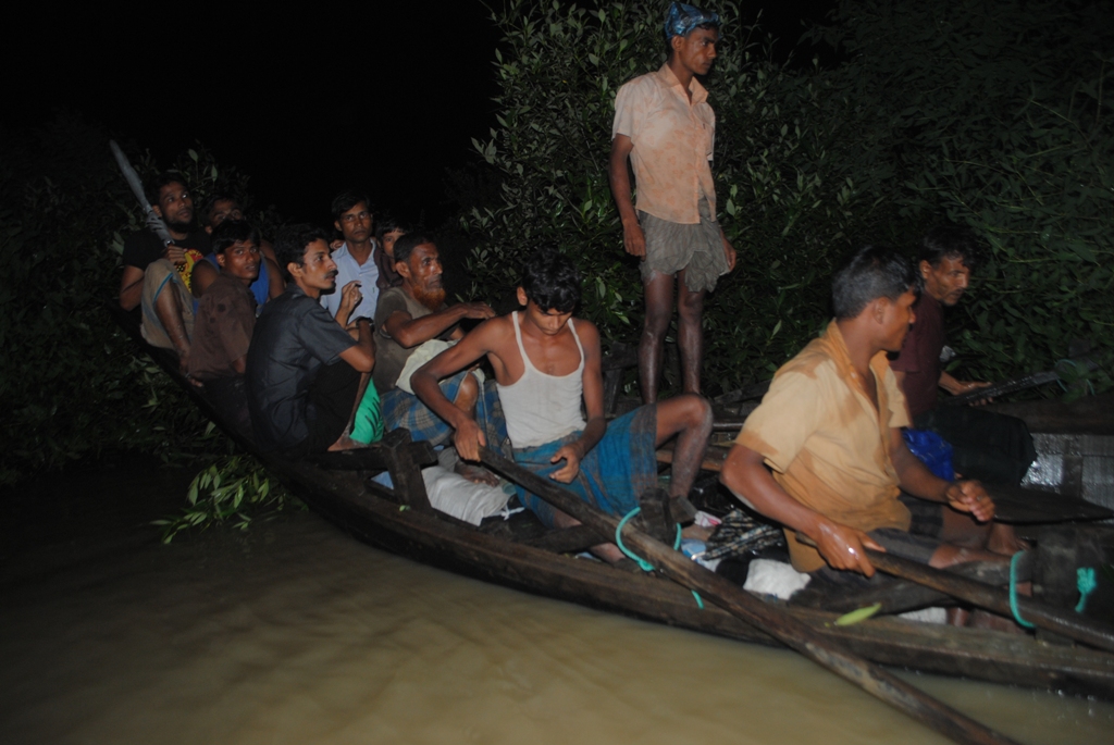 ARAKAN'DAN KAÇIŞ 12