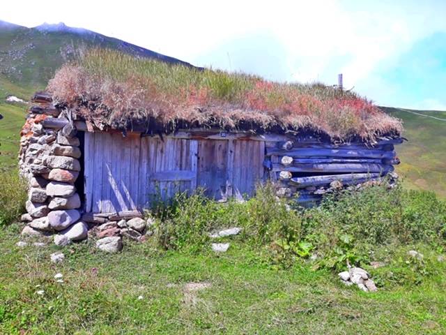 Rize’nin meşhur ilçesi Çamlıhemşin’in en yüksek ve son yaylası olan Kale-i Bala’dan fotoğraf sanatçısı Nuray Bozkurt’un deklanşöründen çıkan şahane kareler 17