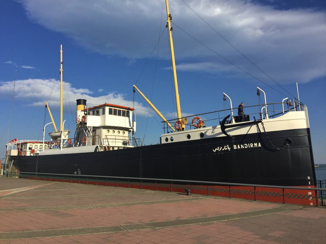 Samsun Fotoğrafları 1, Yazarımız Ünal Sade sizler için bir “Samsun” fotoğraf serisi hazırladı. Devamı gelecek. 13