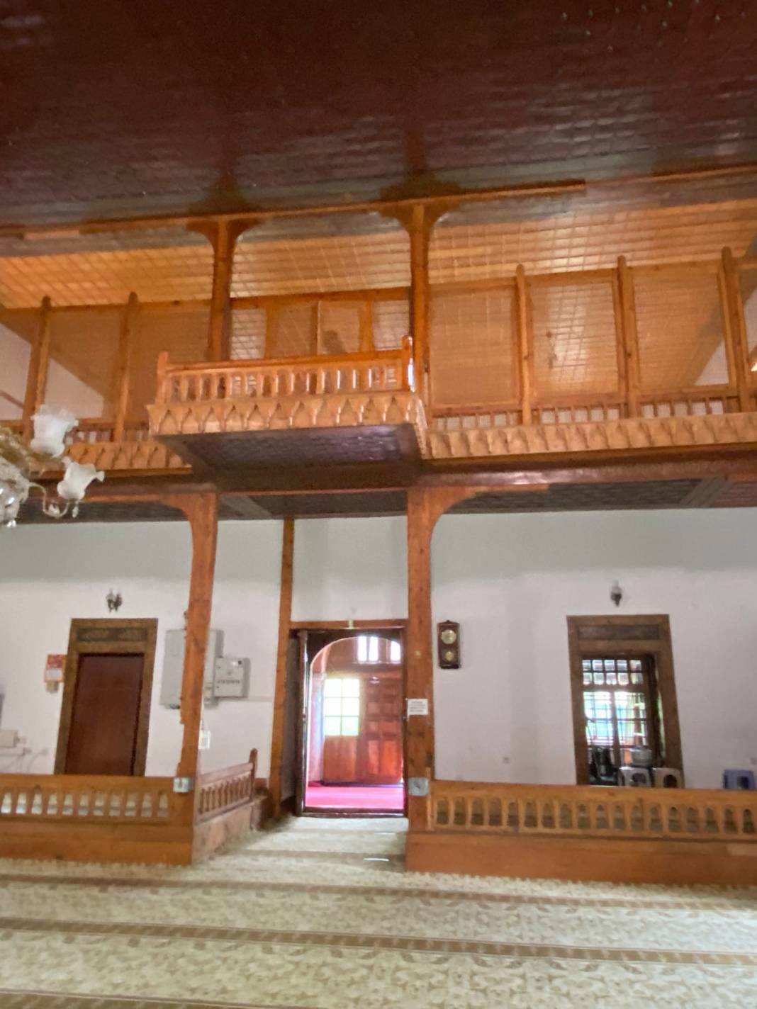 Sitemiz Yazarı Meltem Kavak'ın deklanşöründen Ankara Hamamönü evleri. 25