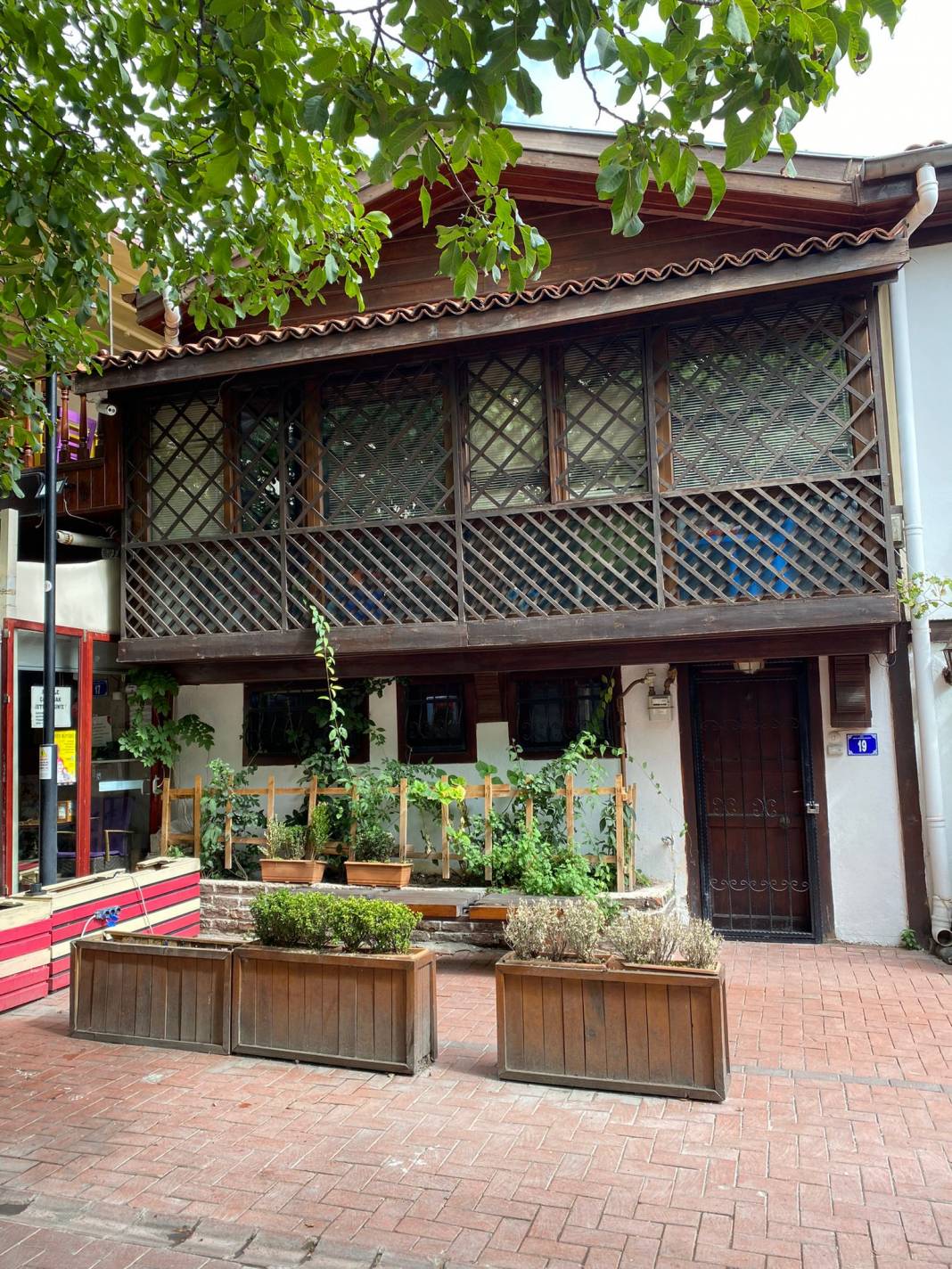 Sitemiz Yazarı Meltem Kavak'ın deklanşöründen Ankara Hamamönü evleri. 5