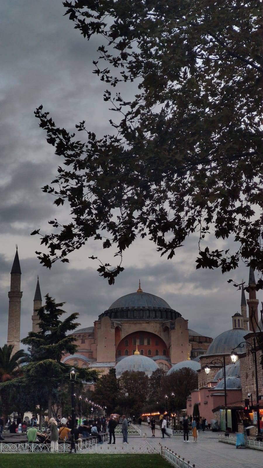Sitemiz yazarı Teslime Gülsen Nurdoğan'ın deklanşöründen İstanbul fotoğrafları. 13