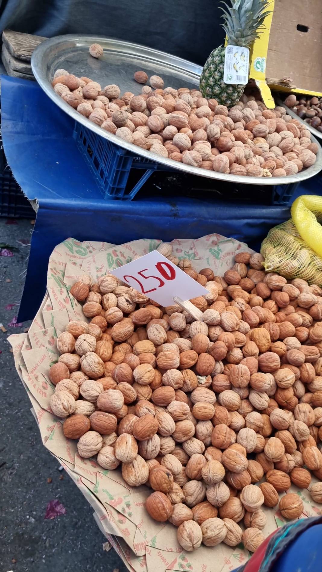 İstanbul’un en güzel pazarı hangi ilçede? Bu muhteşem görüntüler sizce İstanbul’un hangi ilçesinde? FOTOĞRAFLAR: Ü. Ahsen Kaplan 11