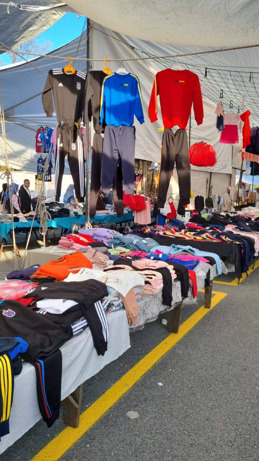 İstanbul’un en güzel pazarı hangi ilçede? Bu muhteşem görüntüler sizce İstanbul’un hangi ilçesinde? FOTOĞRAFLAR: Ü. Ahsen Kaplan 2