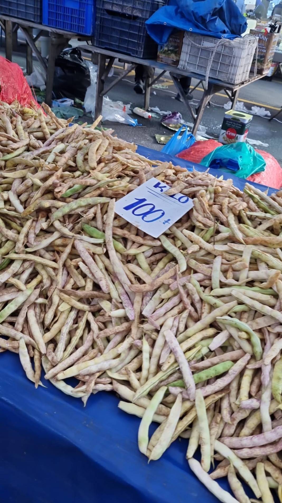 İstanbul’un en güzel pazarı hangi ilçede? Bu muhteşem görüntüler sizce İstanbul’un hangi ilçesinde? FOTOĞRAFLAR: Ü. Ahsen Kaplan 24
