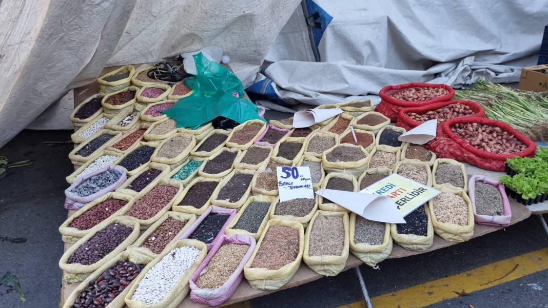 İstanbul’un en güzel pazarı hangi ilçede? Bu muhteşem görüntüler sizce İstanbul’un hangi ilçesinde? FOTOĞRAFLAR: Ü. Ahsen Kaplan 25