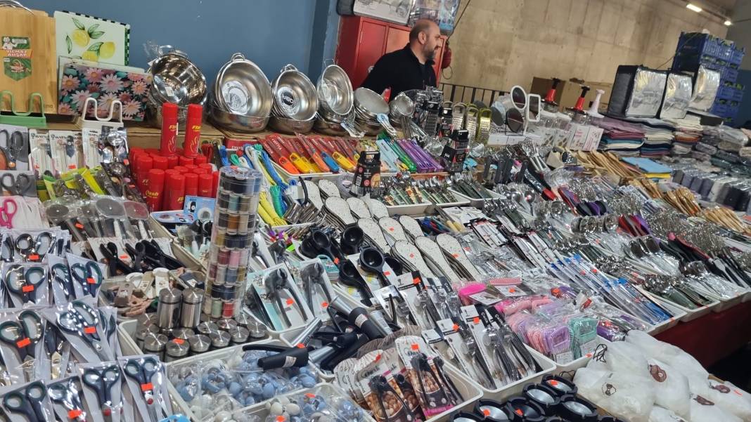 İstanbul’un en nezih kapalı alan semt Pazarı. Üsküdar Bulgurlu Pazarı. FOTOĞRAFLAR: Ü. A. Kaplan 10