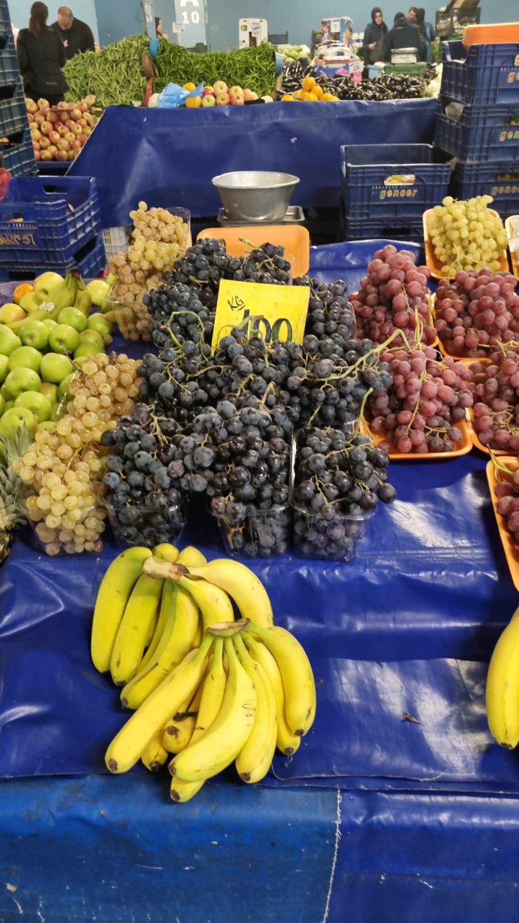 İstanbul’un en nezih kapalı alan semt Pazarı. Üsküdar Bulgurlu Pazarı. FOTOĞRAFLAR: Ü. A. Kaplan 18
