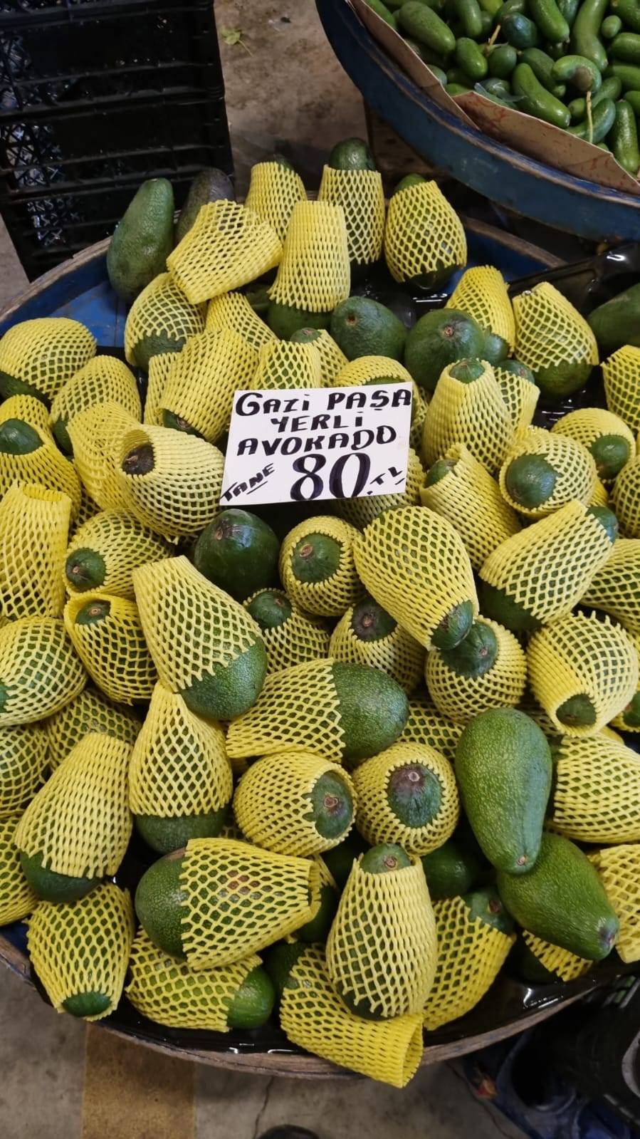 İstanbul’un en nezih kapalı alan semt Pazarı. Üsküdar Bulgurlu Pazarı. FOTOĞRAFLAR: Ü. A. Kaplan 5