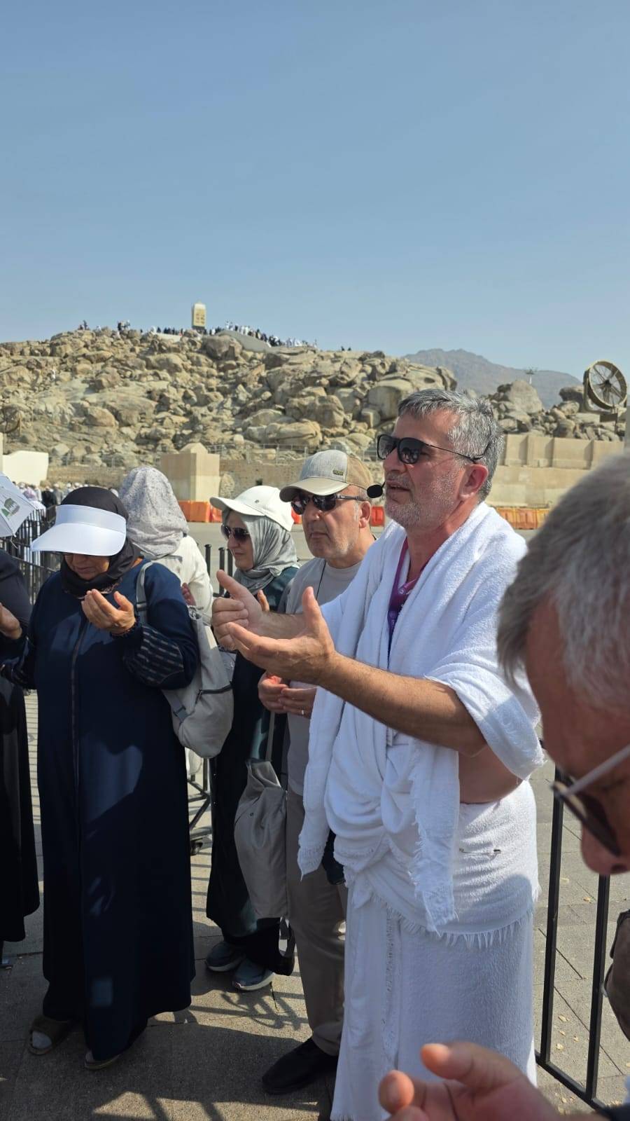 Mivatur İle Umre Seyahatine var mısınız? İrtibat Telefon HAG +90 505 677 32 16 1