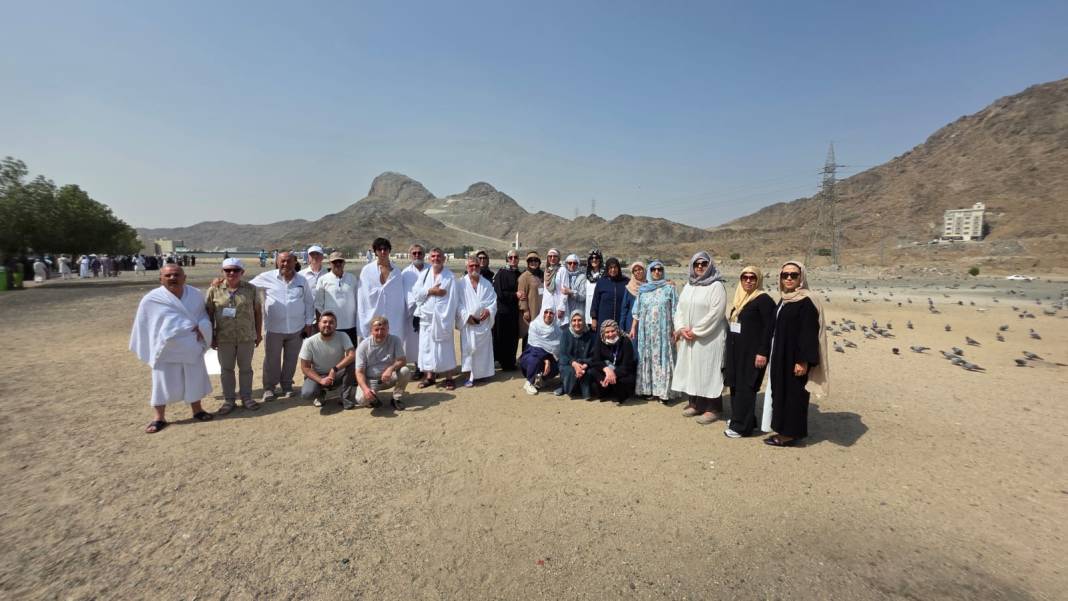 Mivatur İle Umre Seyahatine var mısınız? İrtibat Telefon HAG +90 505 677 32 16 14