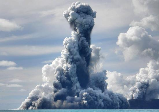 Denizin patlama anı 6