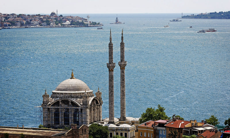 Ortaköy Camii ibadete açılıyor