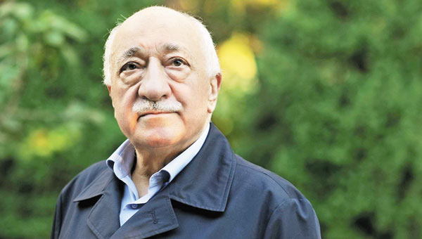 Gülen'in 19 okuluna FBI baskını
