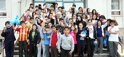 İyilik Okulu Bağcılar’daki Öğrencilerle Buluştu