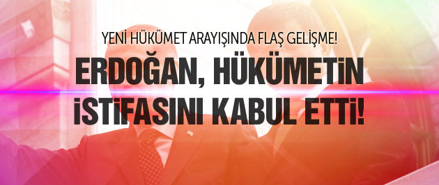 Erdoğan Davutoğlu'nun istifasını kabul etti!
