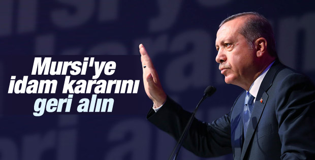 Erdoğan'dan Mursi'ye idam cezasına tepki