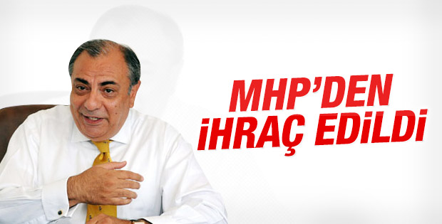 Tuğrul Türkeş MHP'den ihraç edildi