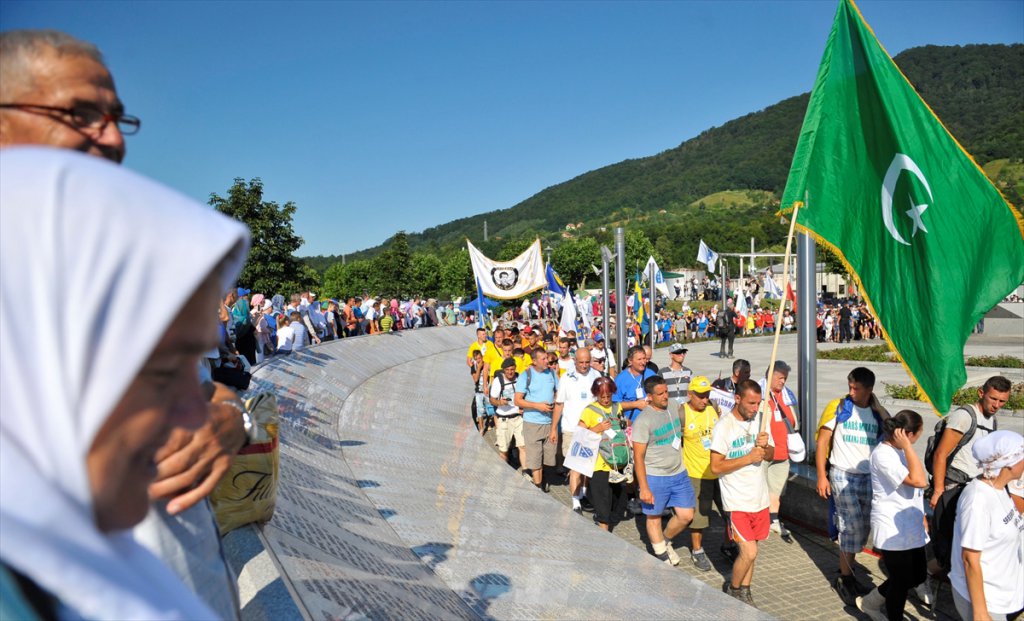 "Ölüm Yolu"nda "Barış Yürüyüşü"