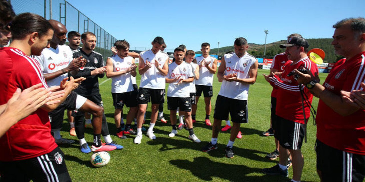 Burak Yılmaz, takım arkadaşlarına veda etti