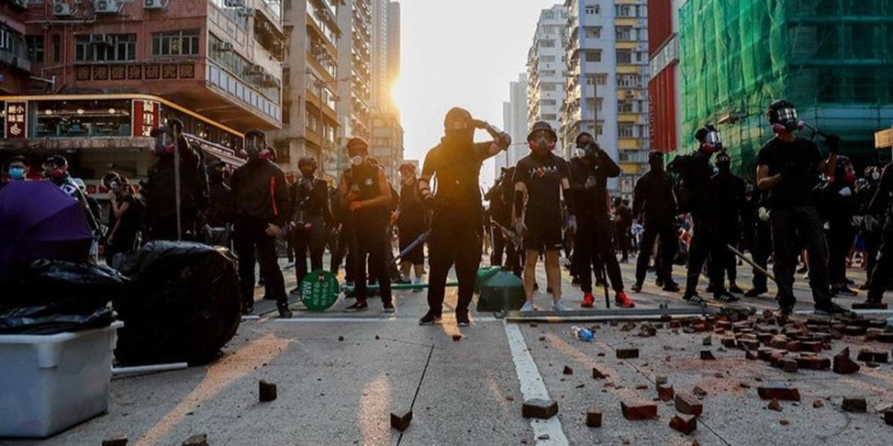 Çin, 3 ülkenin Hong Kong’la olan suçluların iadesi anlaşmasını askıya aldı
