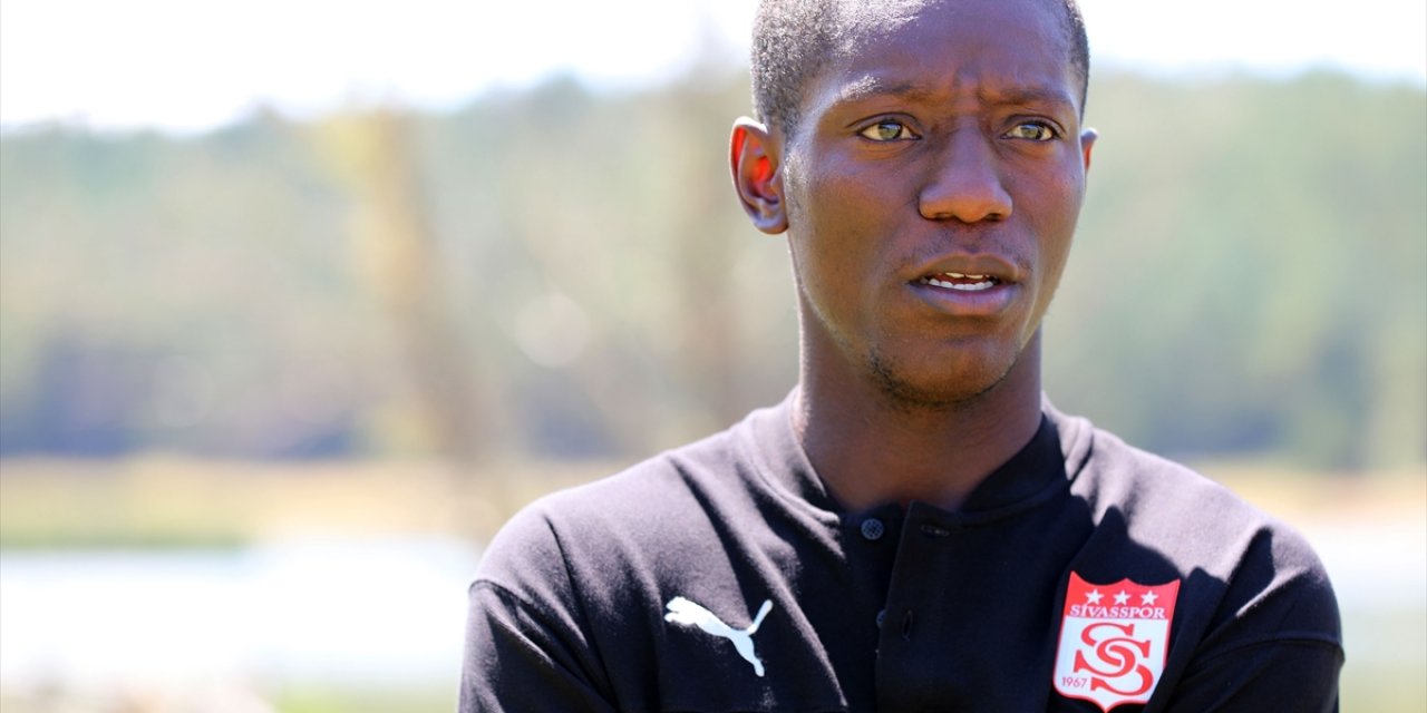 Sivasspor'un yeni transferi Max Gradel: "Gol atmak ve attırmak için geldim"