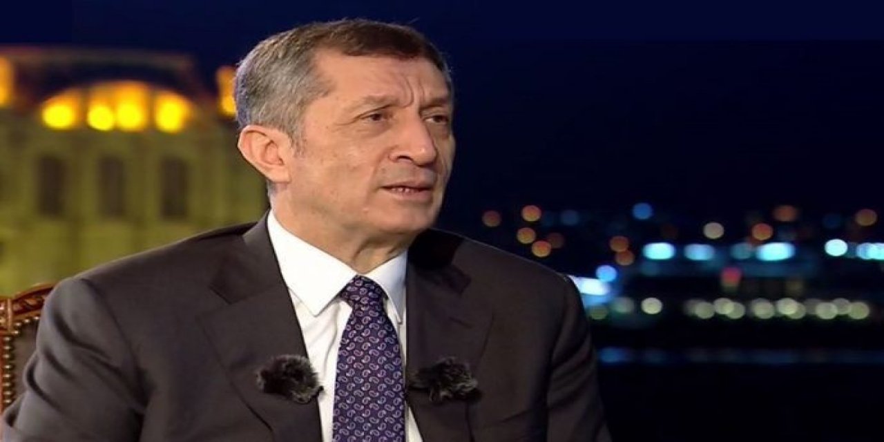 Bakan Selçuk'tan öğrencilere yarın okullarda okunacak "İstiklal Marşı"na eşlik edin çağrısı