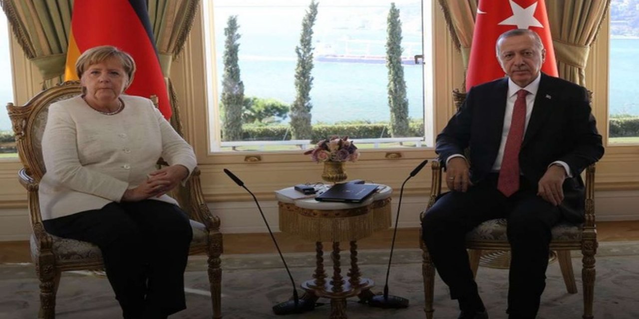 Cumhurbaşkanı Erdoğan, Almanya Başbakanı Merkel ile video konferans görüşmesi yaptı