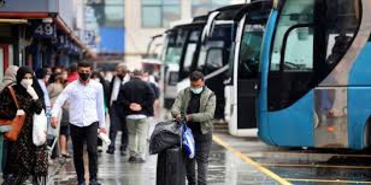 Bakan Koca, 125 binin üzerinde kişinin seyahatinin engellendiğini duyurdu