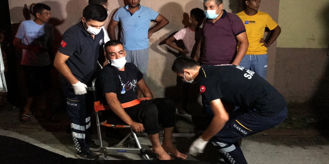 Adana'da polisten kaçmaya çalışan şüpheli damdan düşünce yakalandı