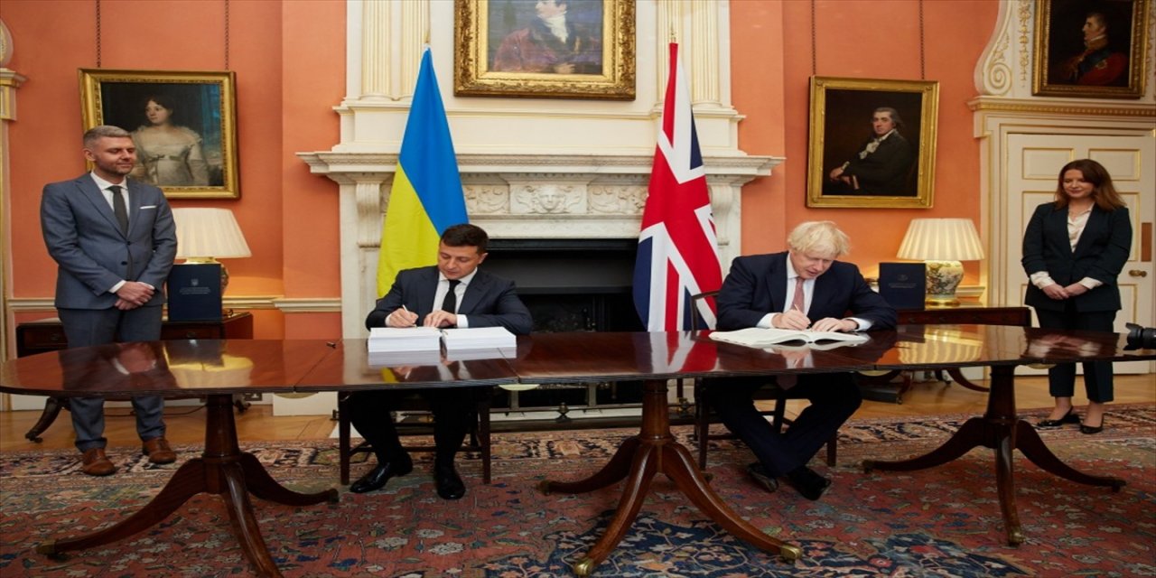 İngiltere ve Ukrayna, Rusya'ya karşı birlikte çalışacak