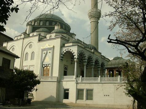 Peygamberi rüyasında gördü cami yaptırıyor