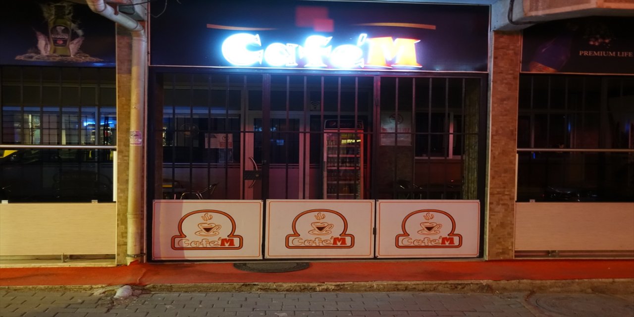 Trakya'da koronavirüs tedbirleri kapsamında saat 22.00'den sonra işletmeler kapatıldı