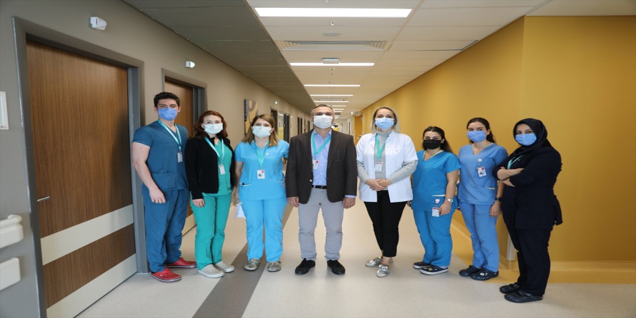 Yumurtalık kanseri laparoskopik yöntemle tedavi edildi