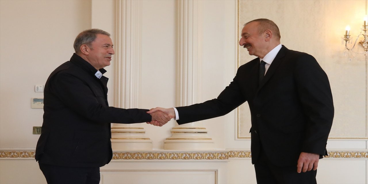 Azerbaycan Cumhurbaşkanı Aliyev, Mevlüt Çavuşoğlu ve Hulusi Akar'ı kabul etti