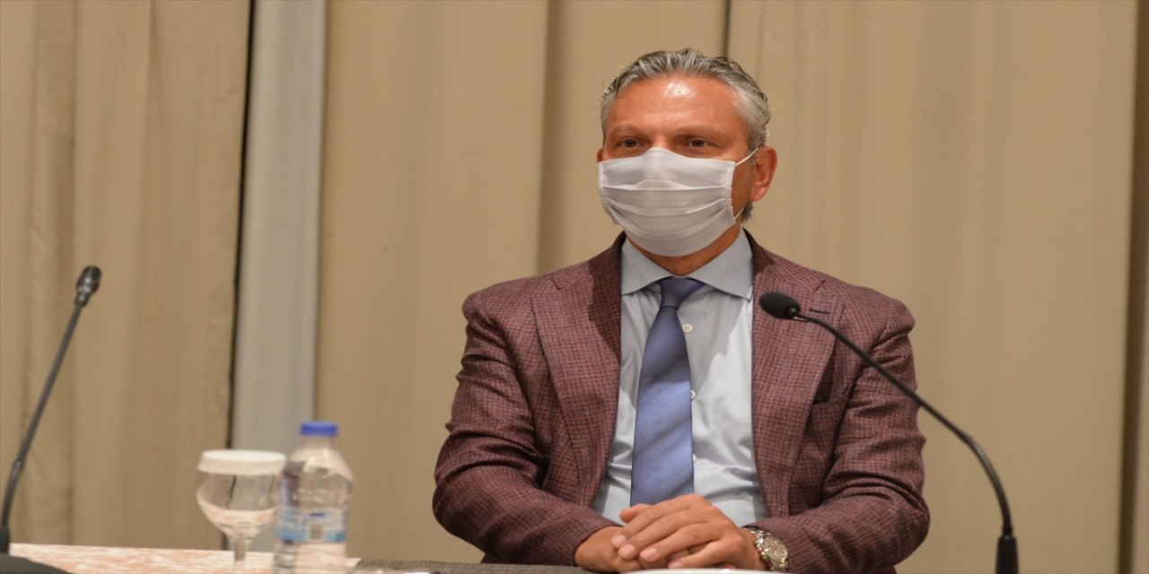 TÜRSAB Başkanı Bağlıkaya seyahat acenteleri temsilcileriyle Mardin'de bir araya geldi