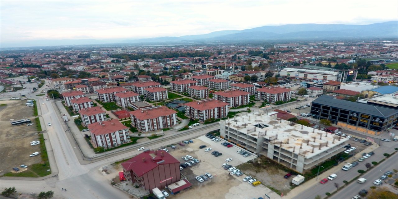 Düzce depreminin üzerinden 21 yıl geçti