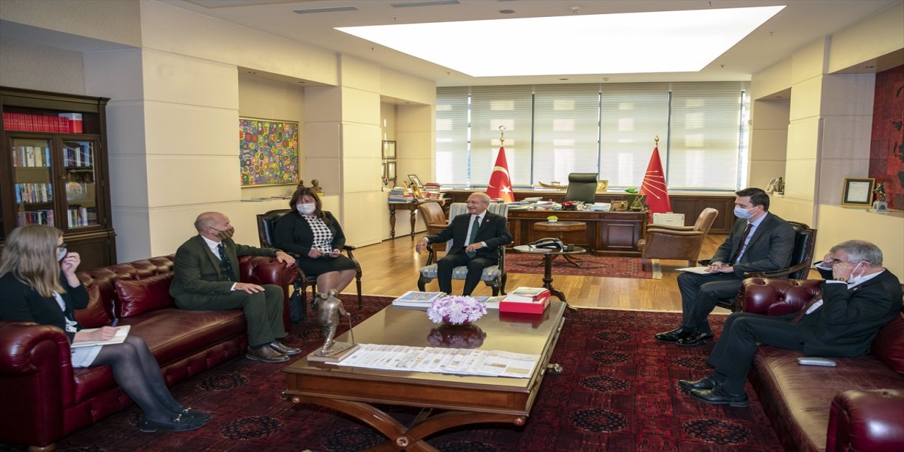 Kılıçdaroğlu, İngiltere'nin Ankara Büyükelçisi Chilcott'u kabul etti