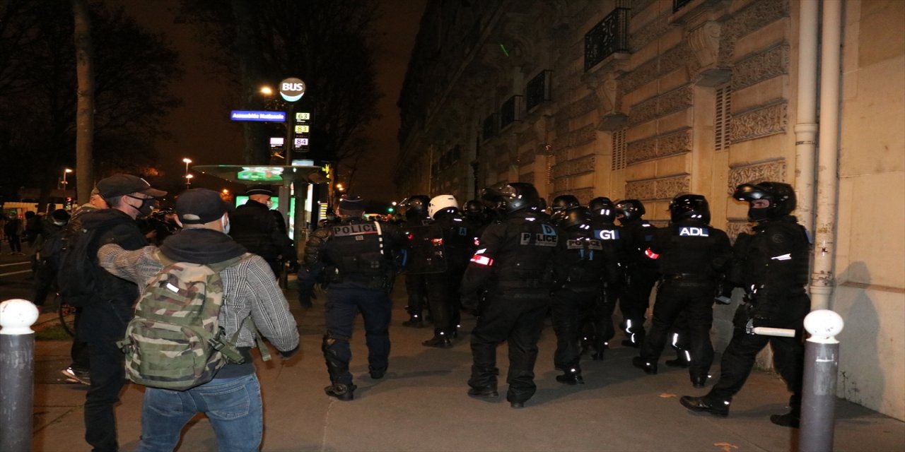 Fransa’da “güvenlik tasarısı” protestosuna polis müdahalesi