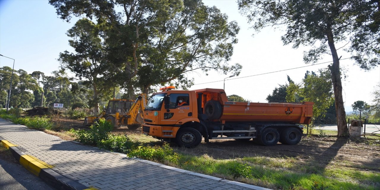 Turizm merkezlerindeki yol güzergahlarından 45 ton çöp toplandı
