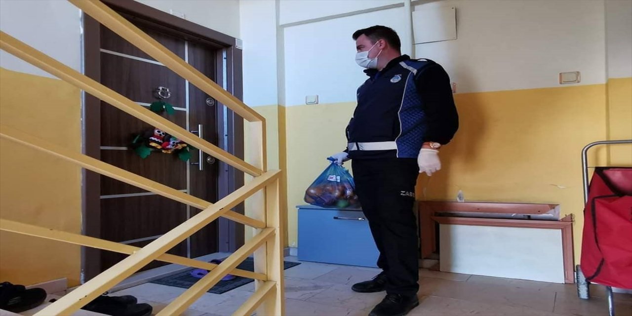 Kırklareli'nde Kovid-19 hastalarına "C vitamini destek paketi" dağıtılıyor