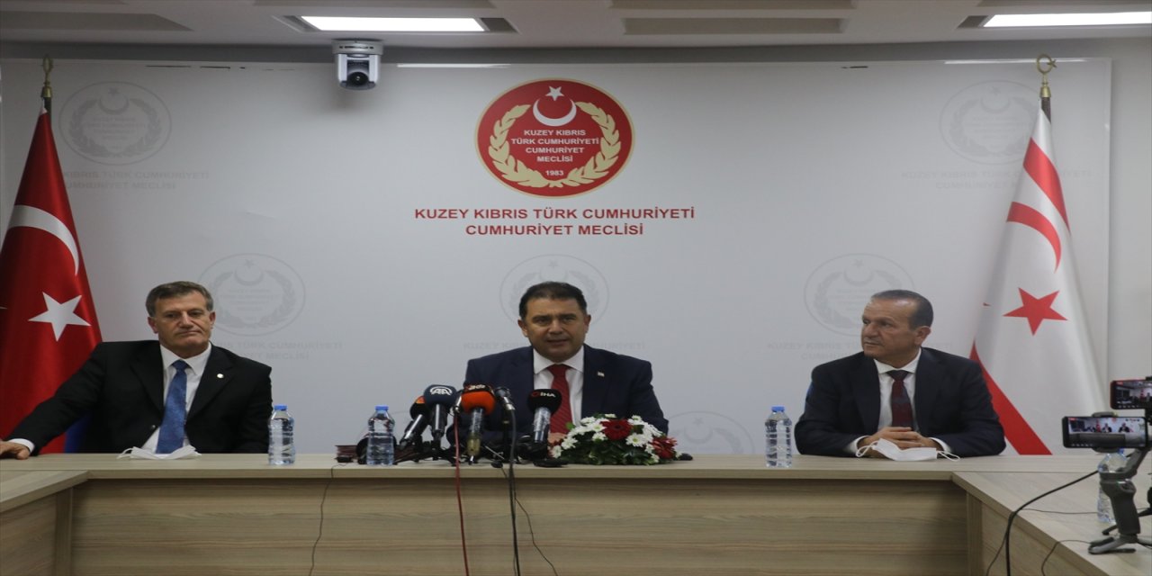 KKTC'de "UBP-DP-YDP koalisyon hükümeti" protokolü imzalandı