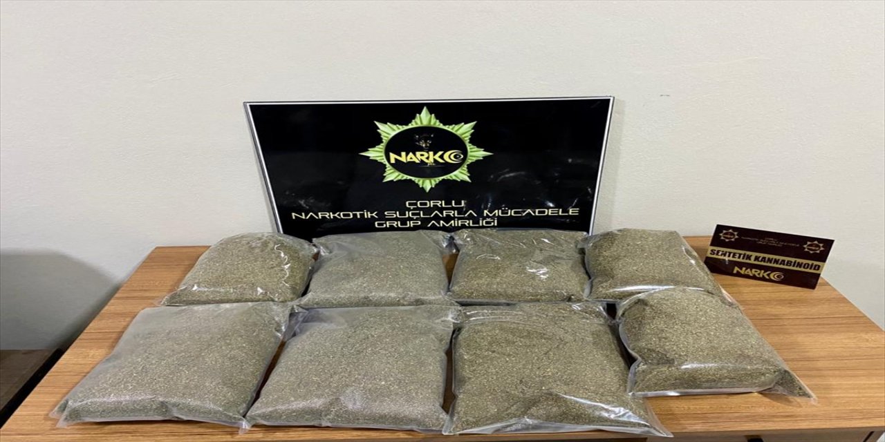 Tekirdağ'da bir otomobilde 8 kilogram sentetik uyuşturucu ele geçirildi