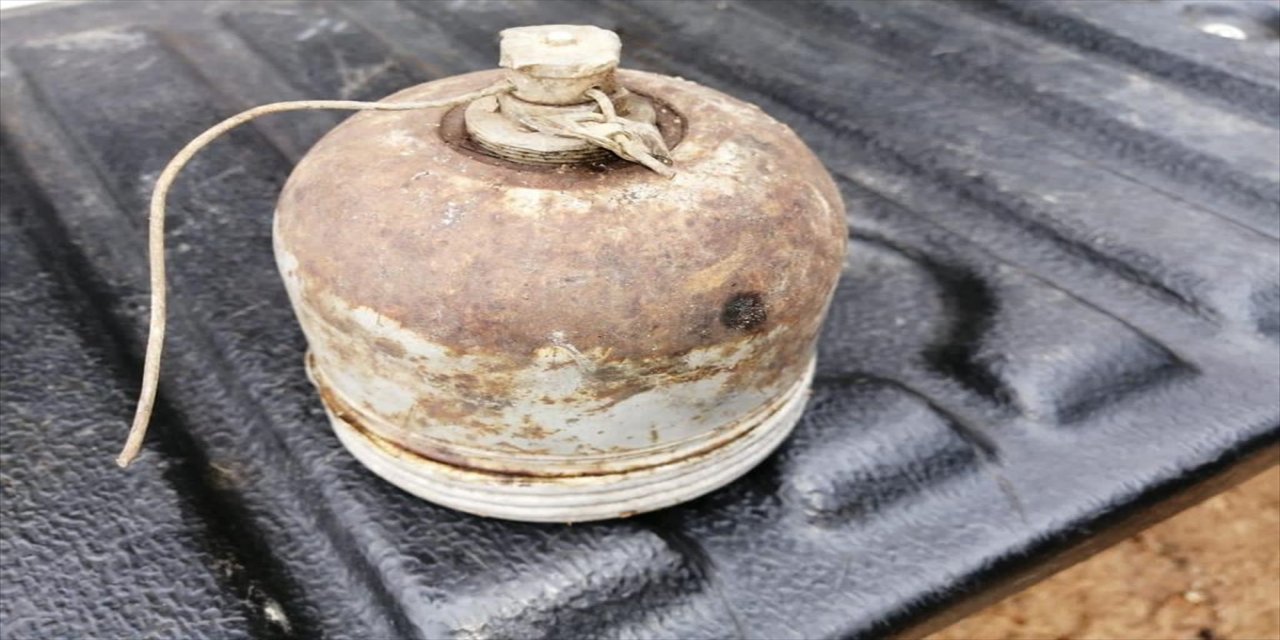 Bitlis'te teröristlere ait roketatar mühimmatı ve mayın ele geçirildi