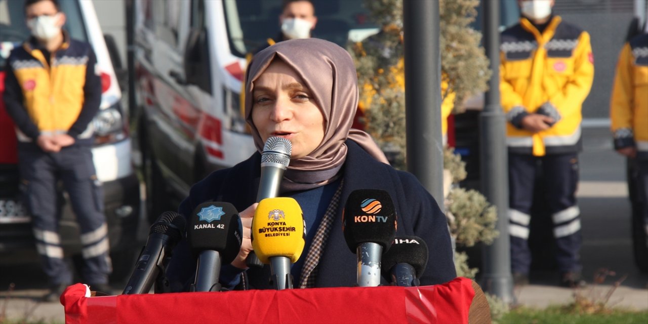 Sağlık Bakanlığınca Konya'ya gönderilen 14 ambulans törenle hizmete alındı