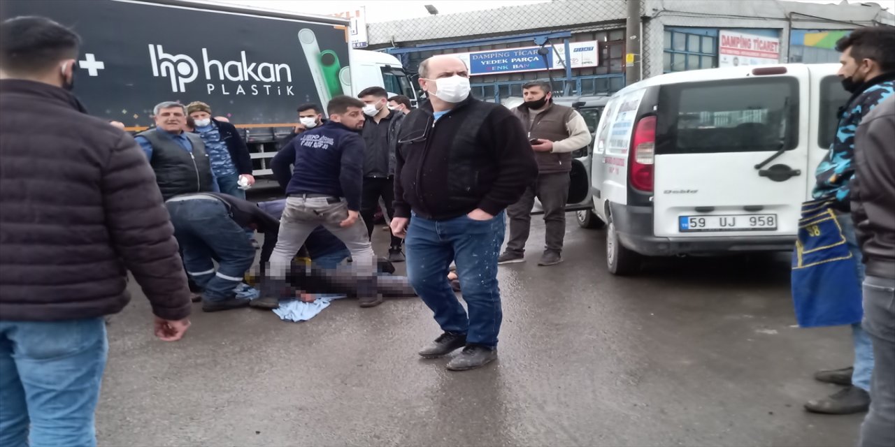 Tamiri sırasında kamyonun patlayan hava körüğü 1 çocuğu yaraladı