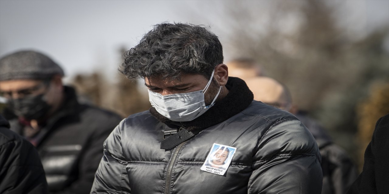 Hakan Kutlu'nun babası son yolculuğuna uğurlandı