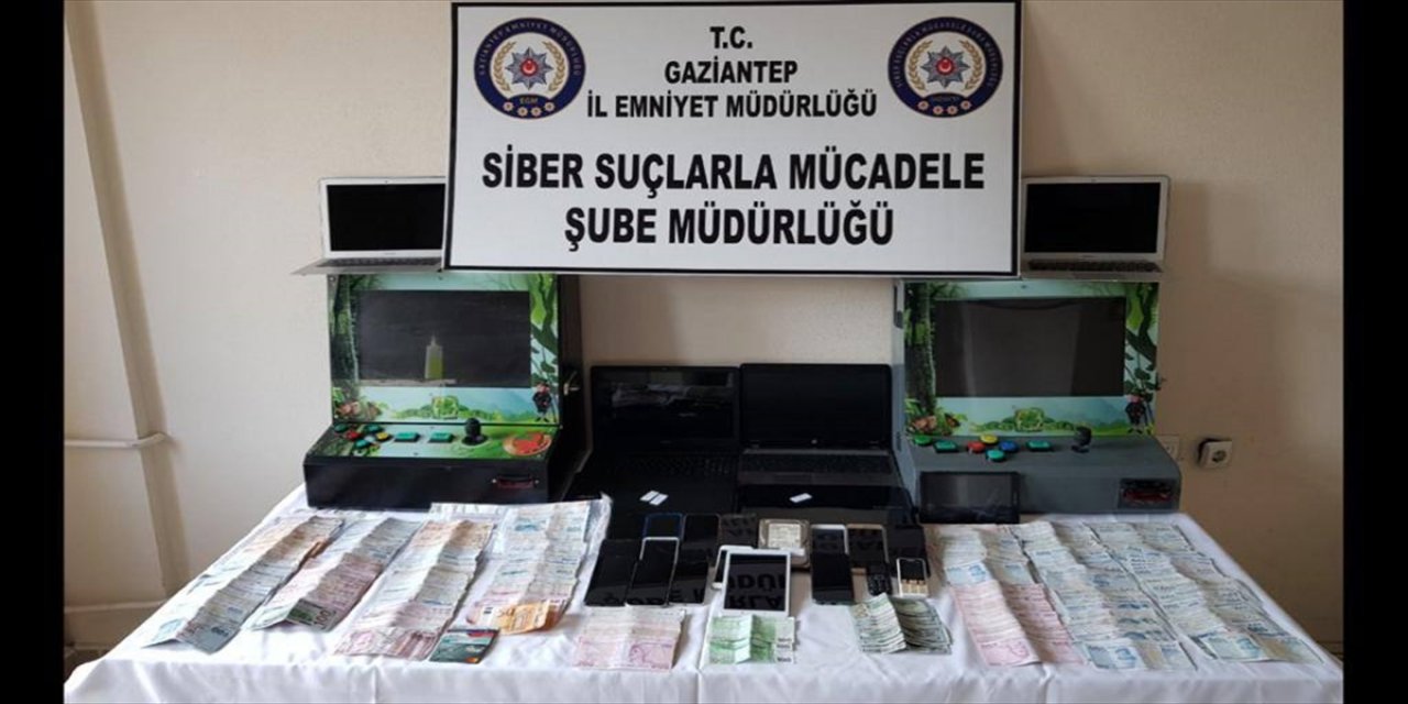 Gaziantep'te bahis çetesine yönelik operasyonda 18 zanlı yakalandı