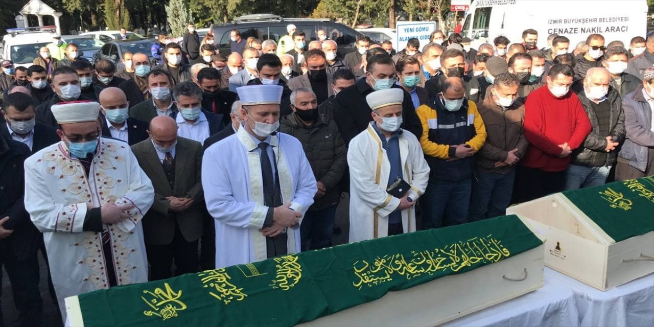 İzmir'de selde hayatını kaybeden 2 kişi son yolculuğuna uğurlandı