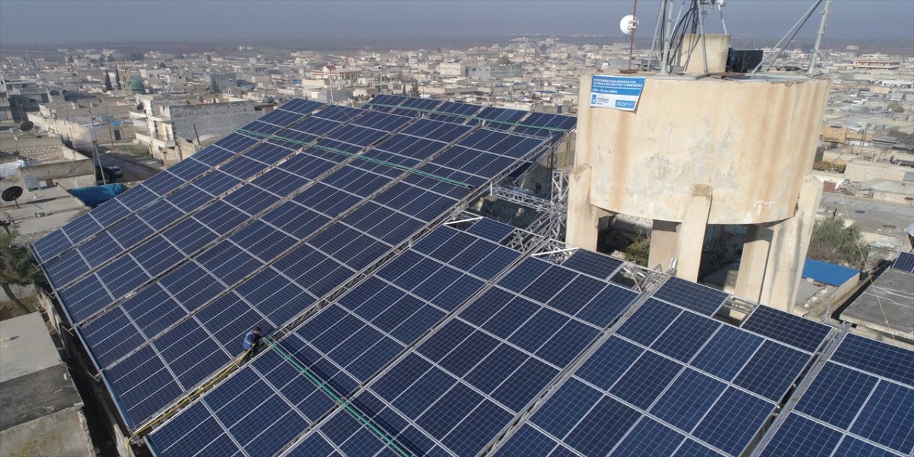 Uluslararası İslami Yardım Vakfı, Suriye'nin kuzeyinde güneş enerjisi sistemi kurdu